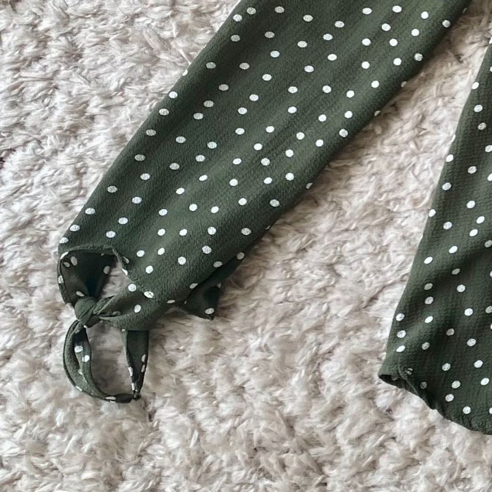 Polly & Esther Green Polka Dot Off the Shoulder Top - Picture 4 of 5